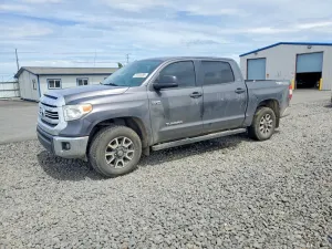 Toyota Tundra 5.7L 8 2017