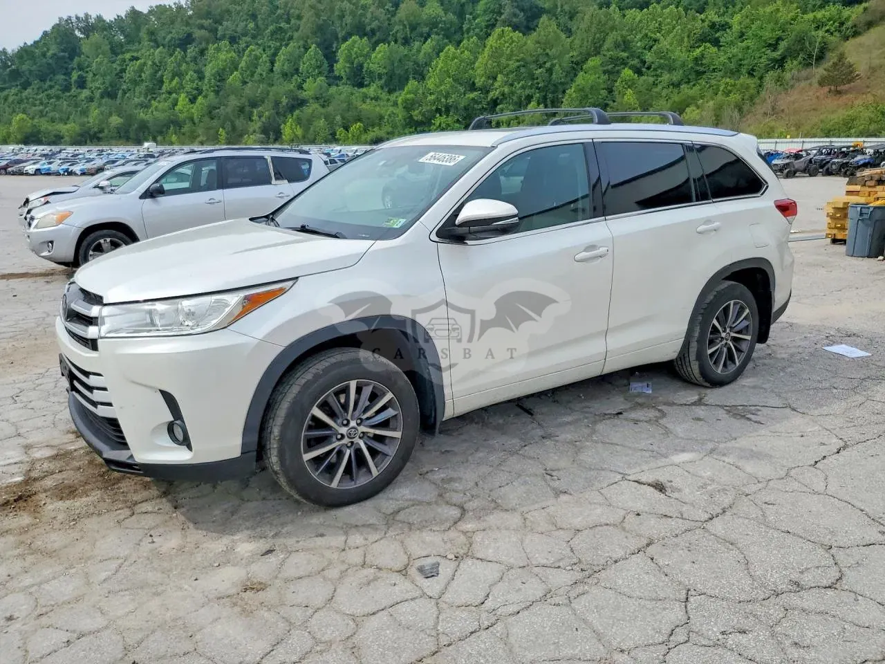 Toyota Highlander 3.5L 6 2017