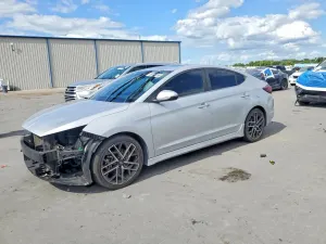 Hyundai Elantra 1.6L 4 2019