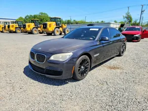 BMW 7 Series 4.4L 8 2013