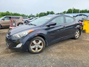 Hyundai Elantra 1.8L 4 2013