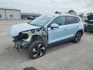 Volkswagen Taos 1.5L 4 2025