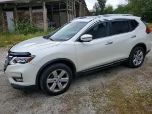Nissan Rogue 2.5L 4 2017