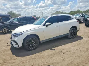 Mercedes-Benz GLC 2.0L 4 2024