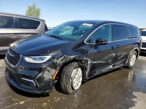 Chrysler Pacifica 3.6L 6 2026