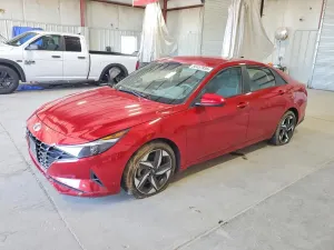 Hyundai Elantra 2.0L 4 2023