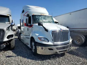 International LT Series 15.0L 6 2022