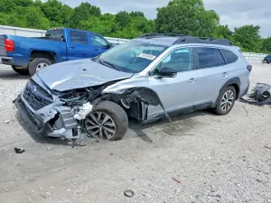 Subaru Outback 2.5L 4 2025