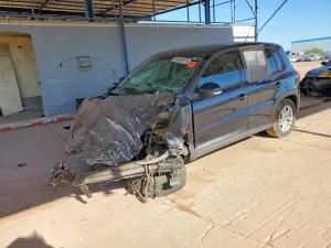 Volkswagen Tiguan 2.0L 4 2011