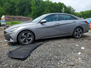 Hyundai Elantra 2.0L 4 2021