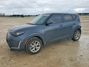 Kia Soul 2.0L 4 2024