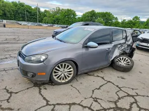 Volkswagen Golf 2.0L 4 2012