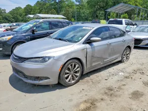Chrysler 200 2.4L 4 2015