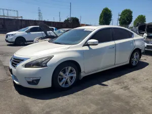 Nissan Altima 2.5L 4 2015