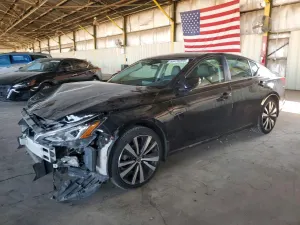 Nissan Altima 2.5L 4 2021