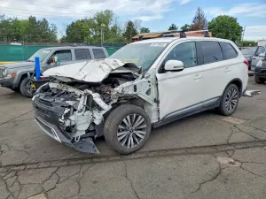 Mitsubishi Outlander 2.4L 4 2019