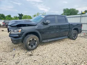 RAM 1500 5.7L 8 2021