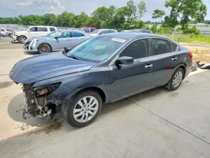Nissan Altima 2.5L 4 2017