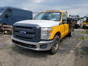 Ford F-350 6.2L 8 2015