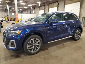 Audi Q5 2.0L 4 2023