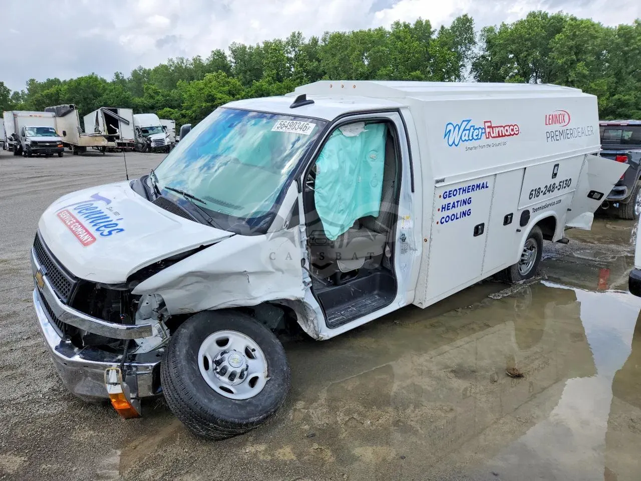 Chevrolet Express 6.6L 8 2024