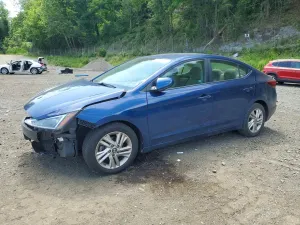 Hyundai Elantra 2.0L 4 2019