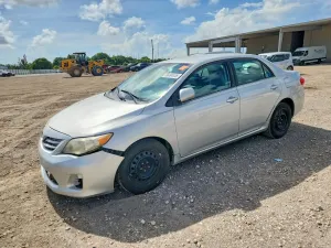 Toyota Corolla 1.8L 4 2013