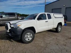 Toyota Tacoma 2.7L 4 2023