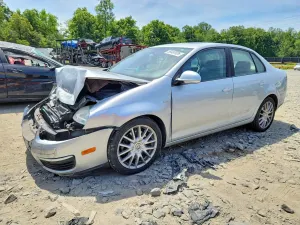 Volkswagen Jetta 2.0L 4 2008