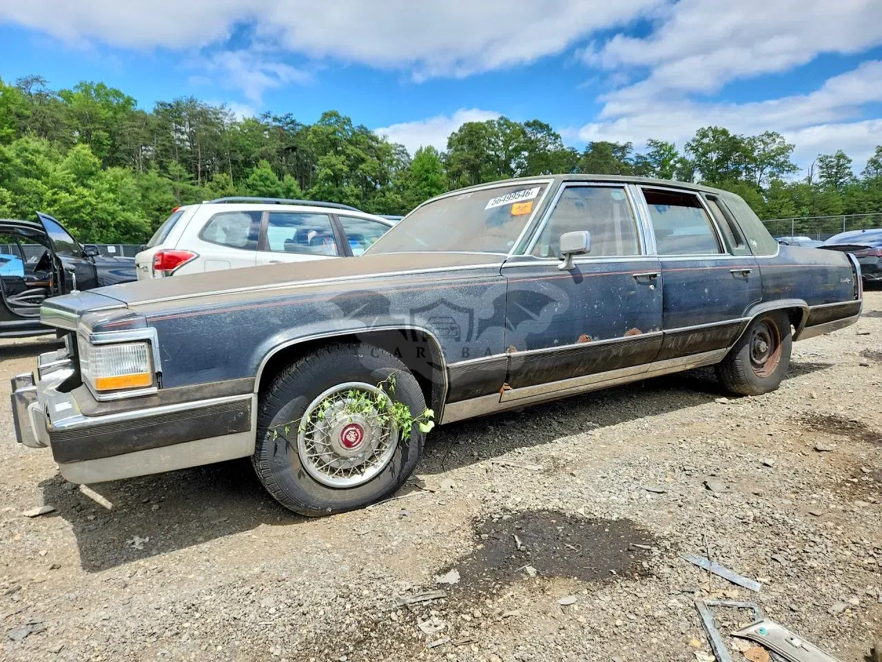 Cadillac Brougham 5.7L 8 1990