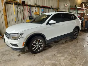 Volkswagen Tiguan 2.0L 4 2021