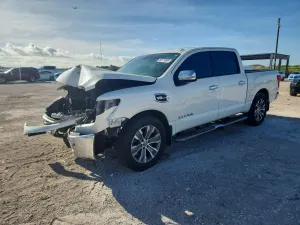 Nissan Titan 5.6L 8 2017