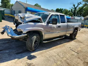 Chevrolet Silverado 1500 6.6L 8 2005