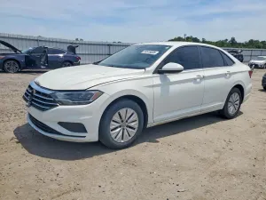 Volkswagen Jetta 1.4L 4 2019