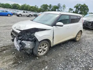 Kia Soul 2.0L 4 2021