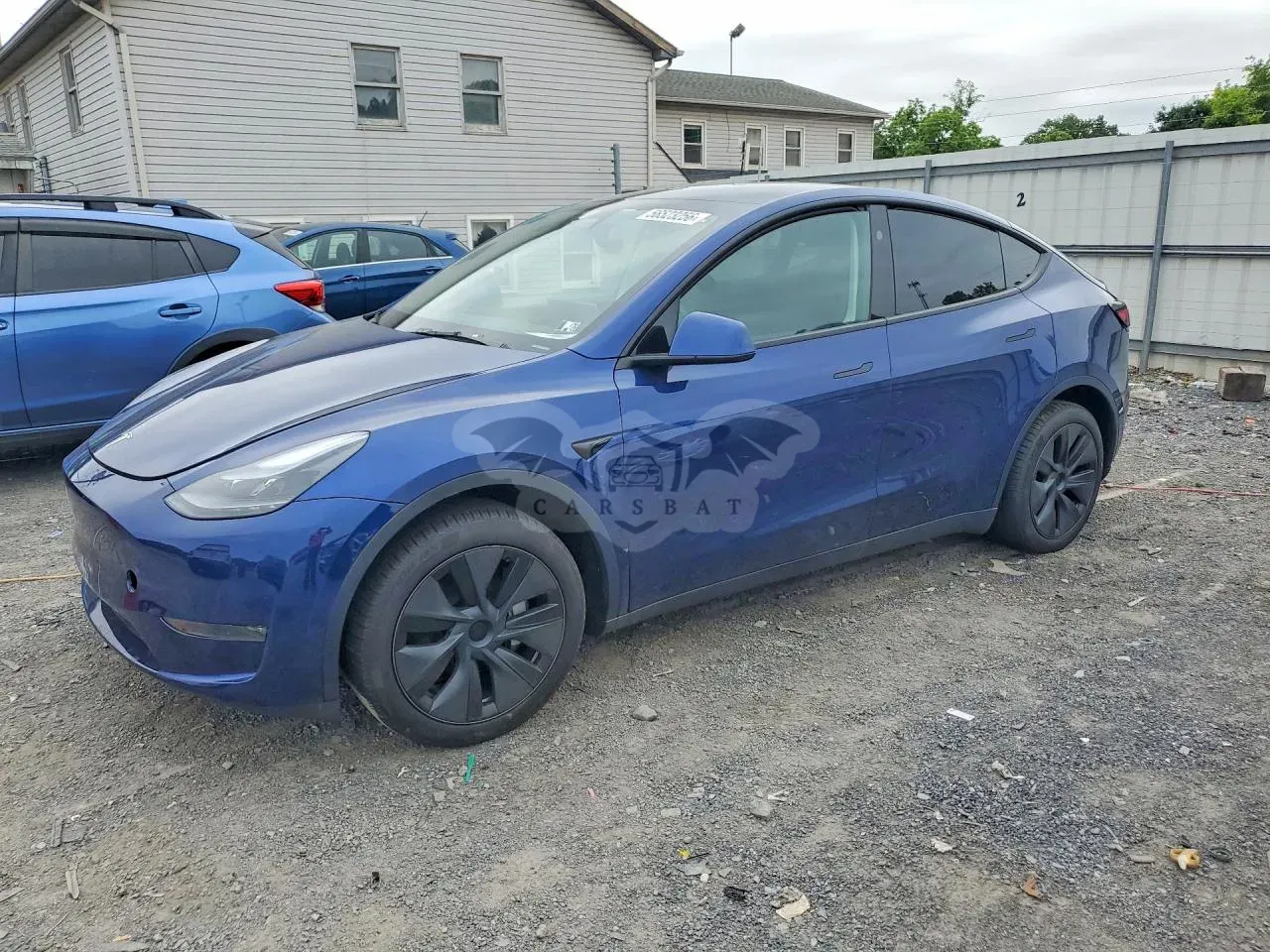 Tesla Model Y 2025