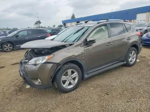 Toyota Rav4 2.5L 4 2013