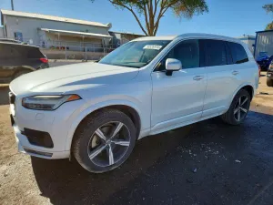 Volvo XC90 2.0L 4 2016