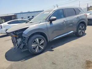 Nissan Rogue 2.5L 4 2021