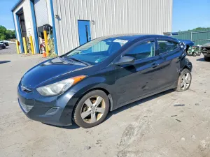 Hyundai Elantra 1.8L 4 2013