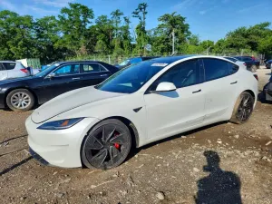 Tesla Model 3 2025