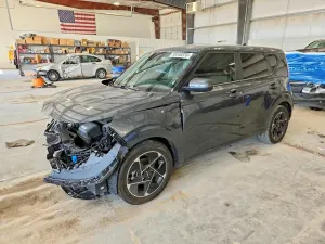 Kia Soul 2.0L 4 2023