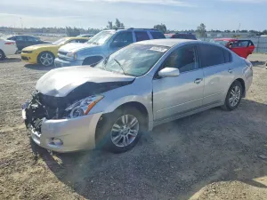 Nissan Altima 2.5L 4 2012