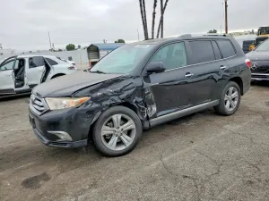 Toyota Highlander 3.5L 6 2013