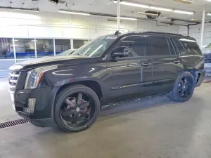 Cadillac Escalade 6.2L 8 2016