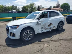 Audi Q5 2.0L 4 2023