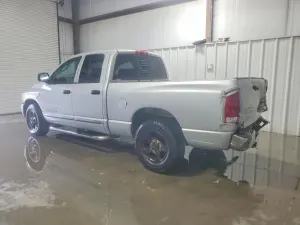 Dodge RAM 5.7L 8 2004