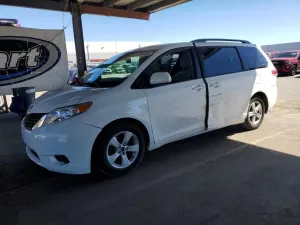 Toyota Sienna 3.5L 6 2011