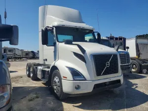 Volvo VNR 12.8L 6 2020