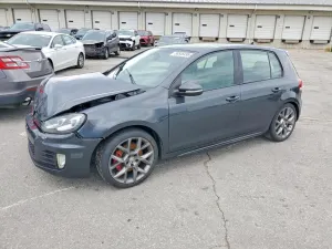 Volkswagen Golf 2.0L 4 2014